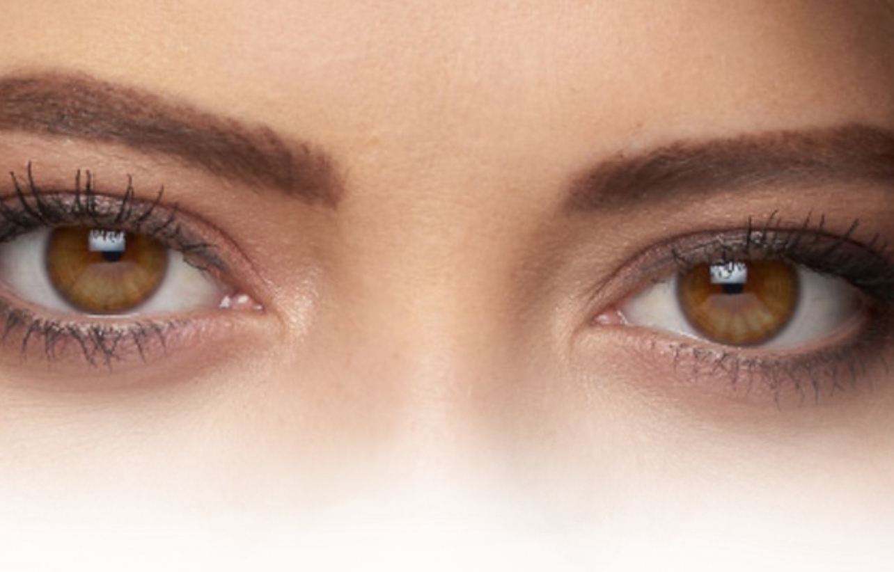 Top and Bottom Eyeliner